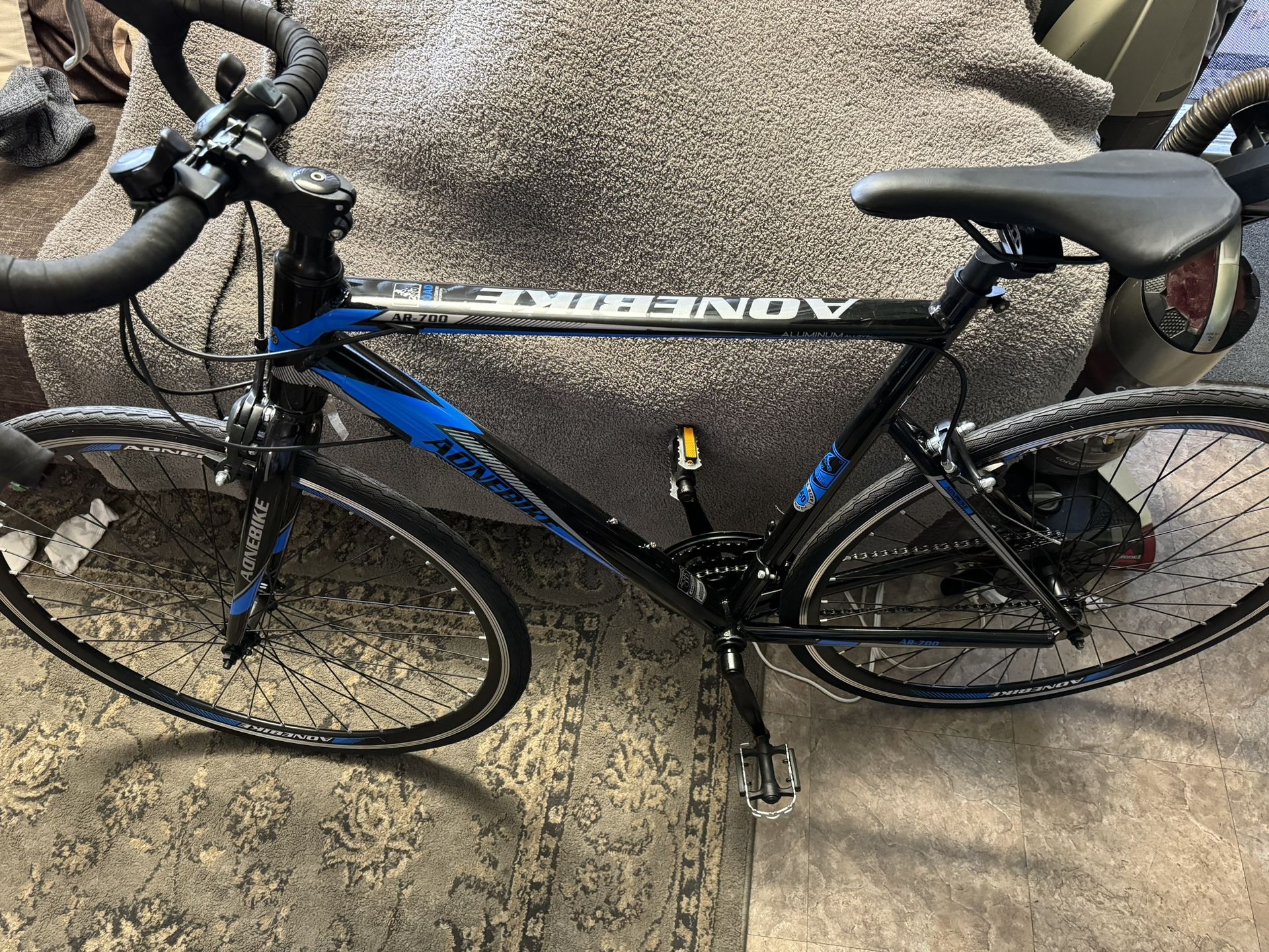 AONE 700C Road Bike for Sale in Rialto, CA - OfferUp