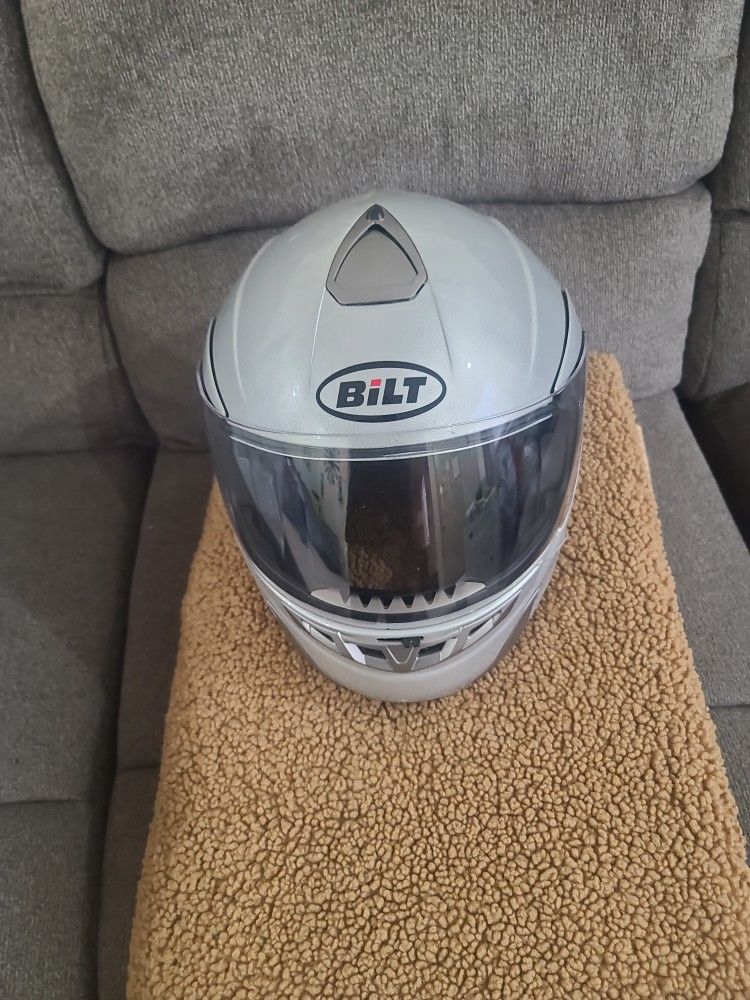 Bilt Motorcycle Helmet XL