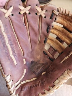 Louisville TPX Baseball Glove