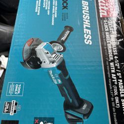 Brand NEW Makita Grinder (tool Only )