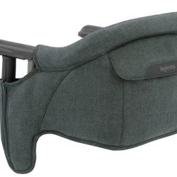 Inglesina, Fast Table Chair, Hook On High Chair. Attached Cover/pouch. Excellent Condition.