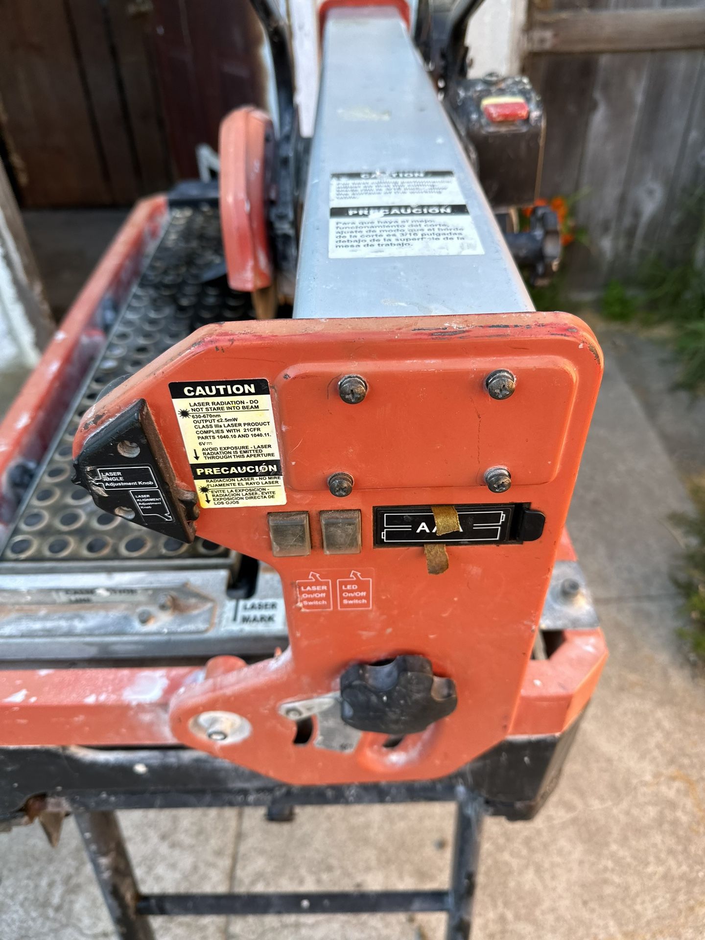 Husky Tile Saw