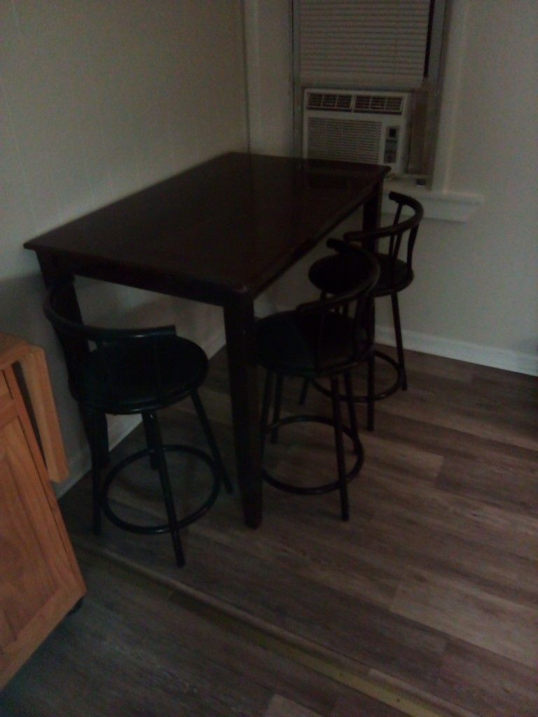 Table And Chairs