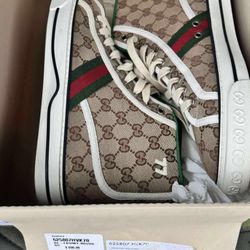Gucci Canvas Sneakers 11.5 $375