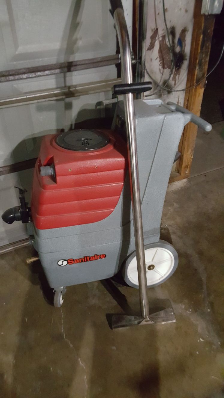 Commercial Carpet Cleaning Machine - Electrolux Sanitaire SC6080