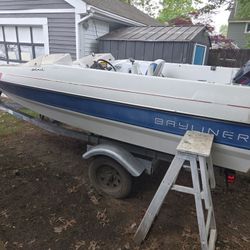 1988 Bayliner Capri