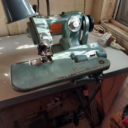 Blend Stitch Sewing Machine