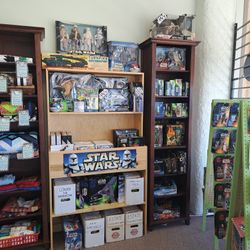 Collectable Toys And Comics 