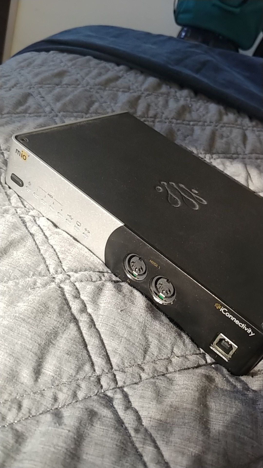 iConnectivity mio4 Midi Interface
