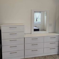 Dresser Whit Mirror And Chest - Cómoda Con Espejo Y Gavetero 