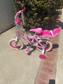 Princess bike with training wheels