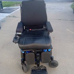 Quickie Pulse 6 Power Chair