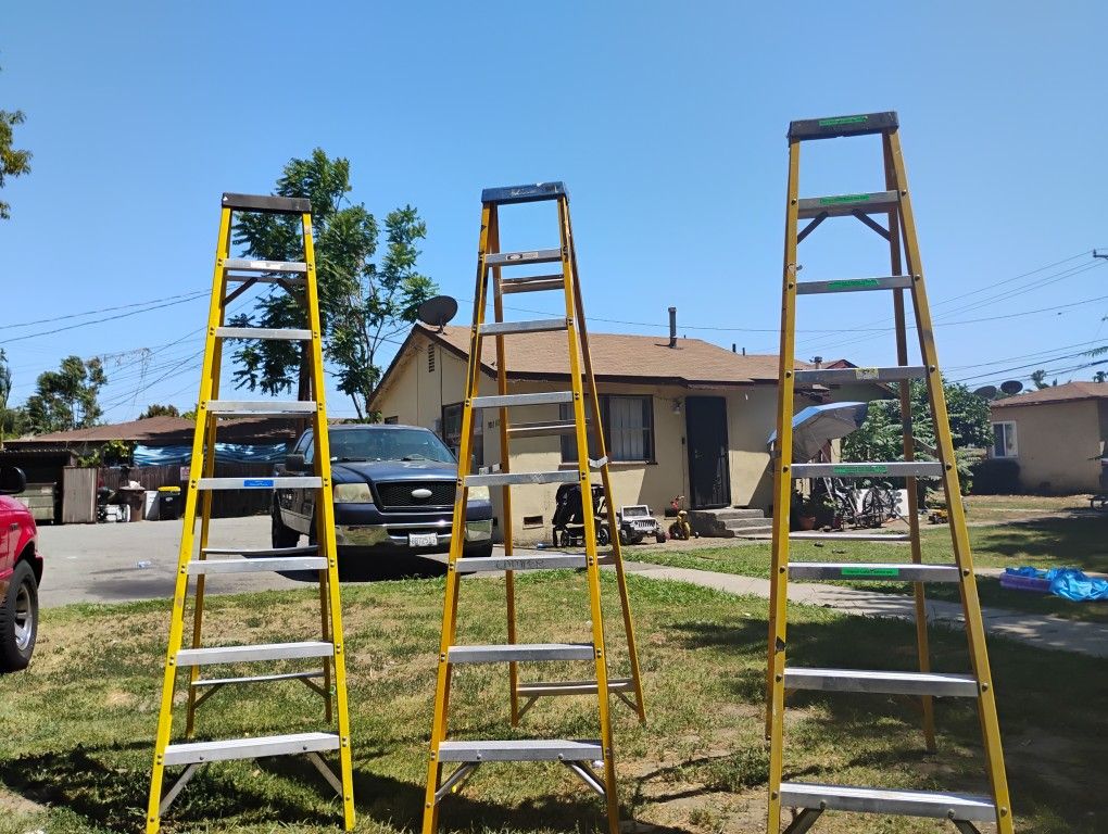 8 Ft Fiberglass Step Ladder $60 Each