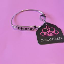 Paparazzi silver bracelet