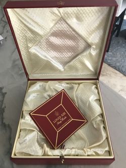 Louis Xlll Remy Martin Box