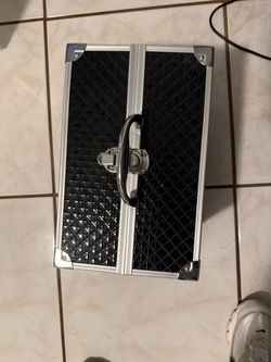 Make up box
