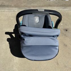 Uppababy mesa car seat