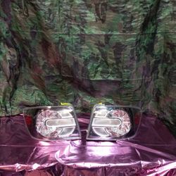 2010-12 Mazda  L&R Tail Light 