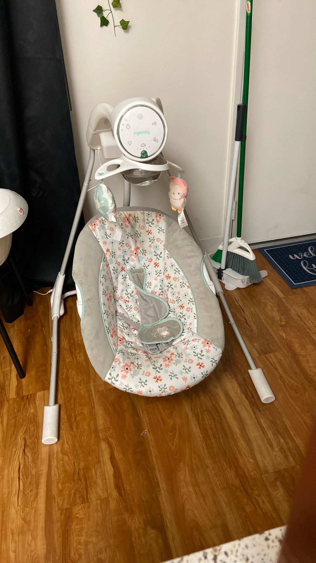 Baby Swing Ingenuity