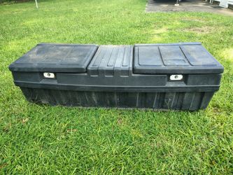 Truck bed toolboxs
