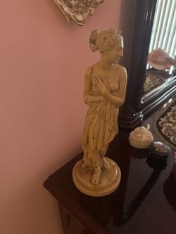 Ceramic lady figurine