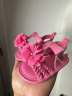 BABYGIRL SANDALS 6-9M