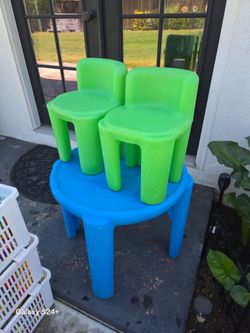 Little tikes table and chairs