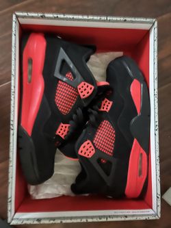 Jordan 4 Red Thunders