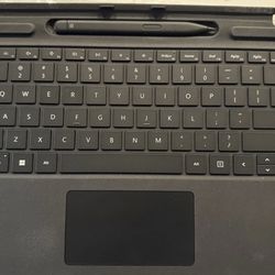Microsoft Surface Pro 8, 9, 10 & 11 Signature Keyboard With Slim  Pen 2 