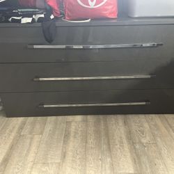 Grey Dresser Barley Used 