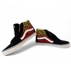 VANS ( NEW NEVER WORN )