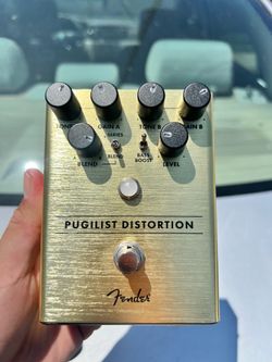 Fender pugilist distortion pedal