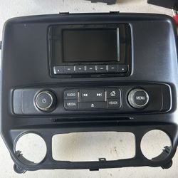 2014 Chevy Silverado Factory Stereo W/CD Player
