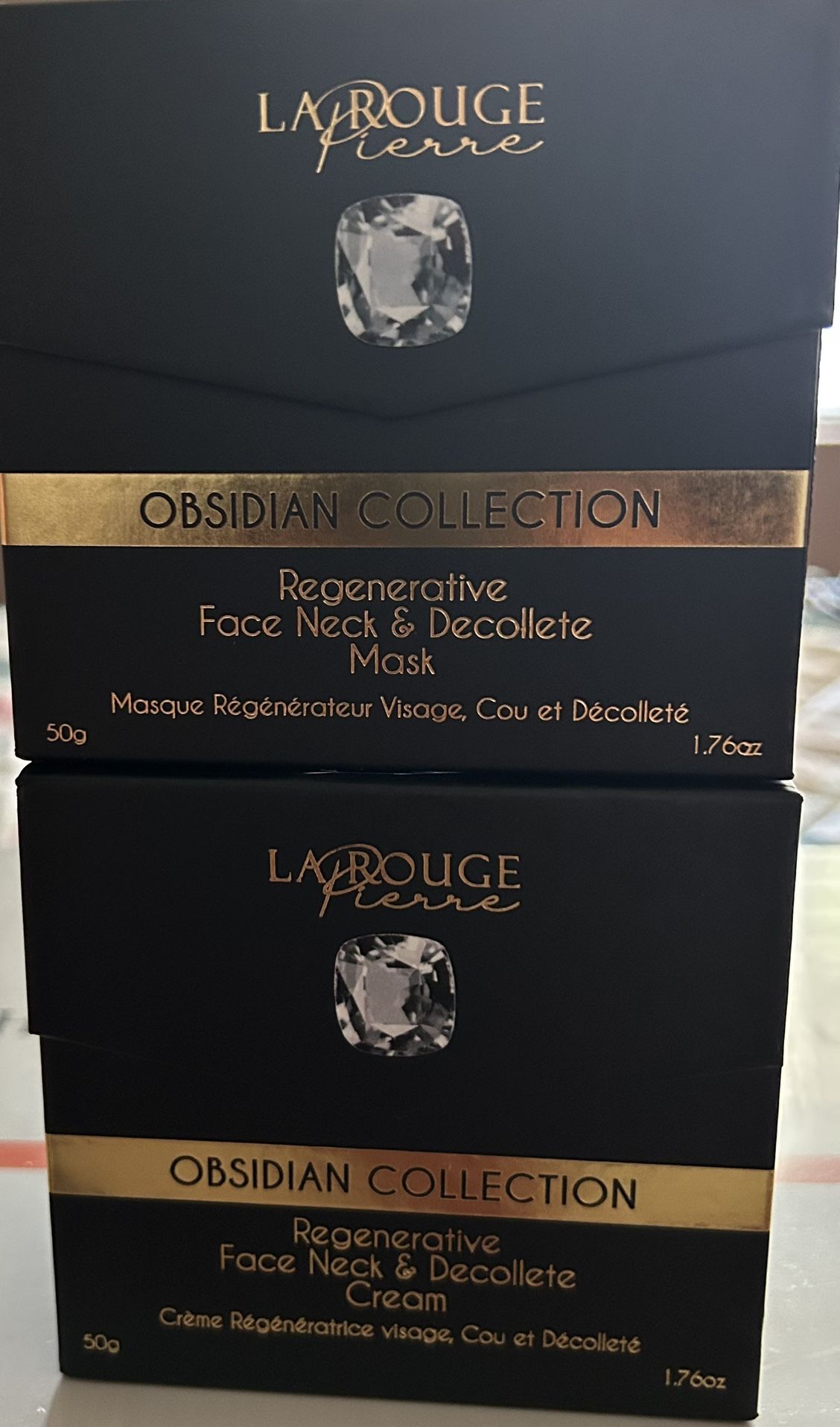 •	La Rouge Obsidian Face & Neck Set – Luxury Anti-Aging Cream + Mask