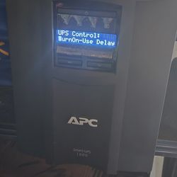 APC SMT1000c Smart UPS Battery Backup - for PC Office TV Router 