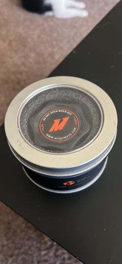 Mishimoto Radiator Cap Carbon Fiber