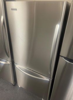 KitchenAid Top Mount Stainless Refrigerator
