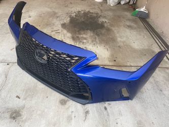 2024 Lexus is350 bumper grill used Oem
