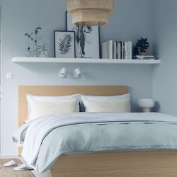 Bedroom set King size, Headboard, Side Dresser And Bed frame, wooden Slats!!!