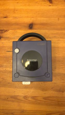 Broken GameCube everything included