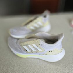 Adidas EQ21 Runnig Shoes