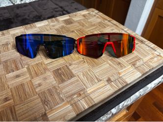 2 pairs of Kid glasses never been worn