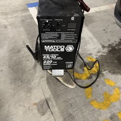 6/12v STANDARD-DUTY WHEEL CHARGER