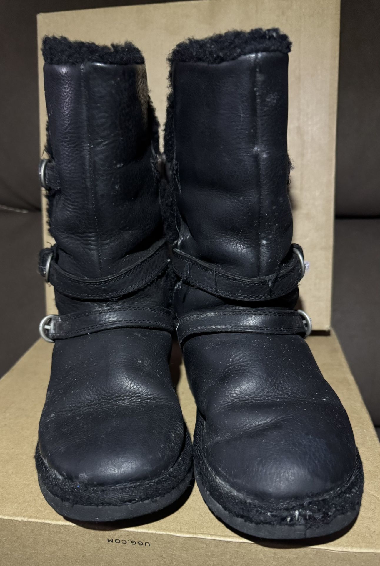 UGG BOOTS FOR GIRLS, SIZE 13