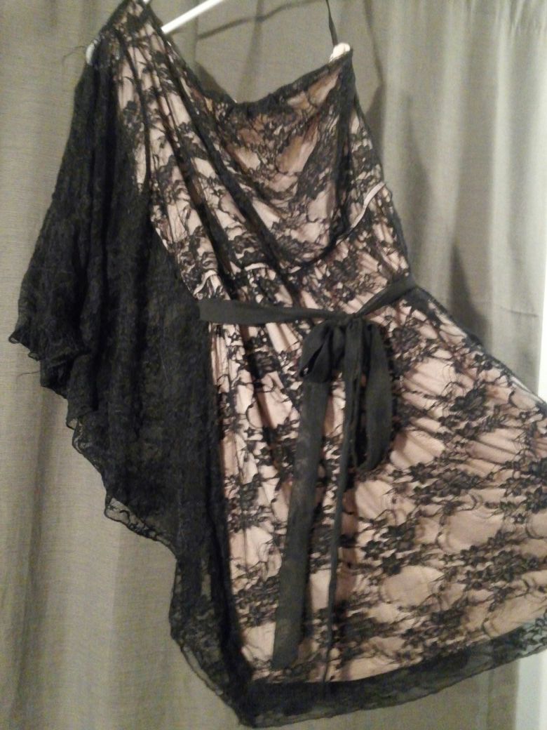 One shoulder dress
