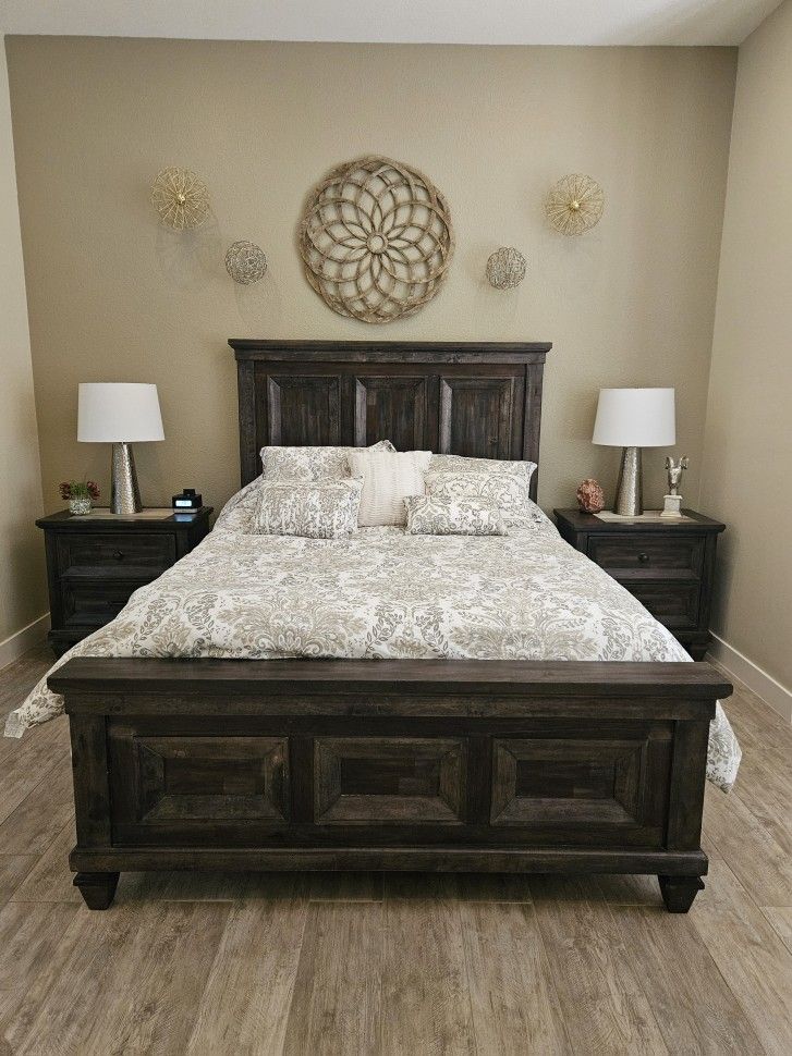 Queen Bedroom Set With Tempurpedic Mattress
