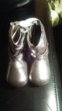 Brand new Baby dear soft walking silver metallic boot