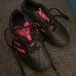 Girls Soccer Cleats
