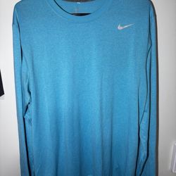 RARE Nike Light Blue Men’s Dri-Fit Long Sleeve Size Large VINTAGE