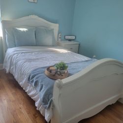 White Bedroom Set 